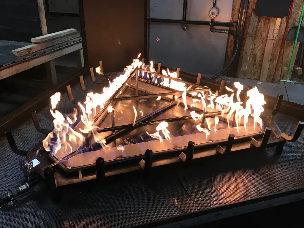 Custom Tiered Triangular Burner with Logset