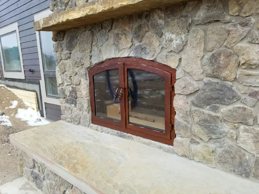 Hearthroom 44 Indoor Outdoor Wood Fireplace