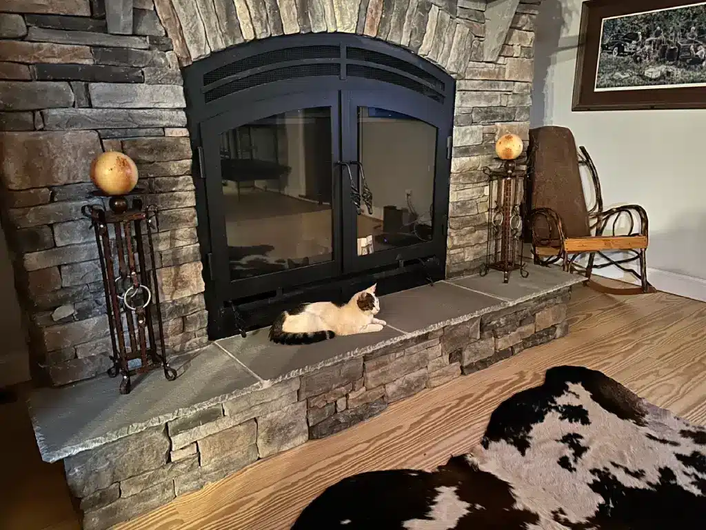 Acucraft Hearthroom 44 Single Sided Wood Fireplace -03