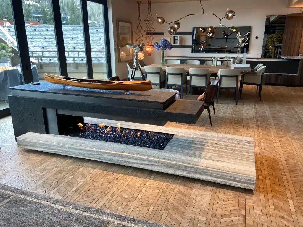 Acucraft-Blaze Open-custom-peninsula-fireplace-09