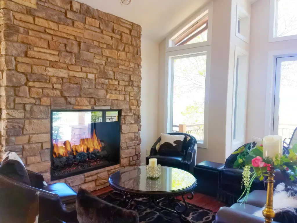 Acucraft-indoor-outdoor-custom-gas-fireplace-07