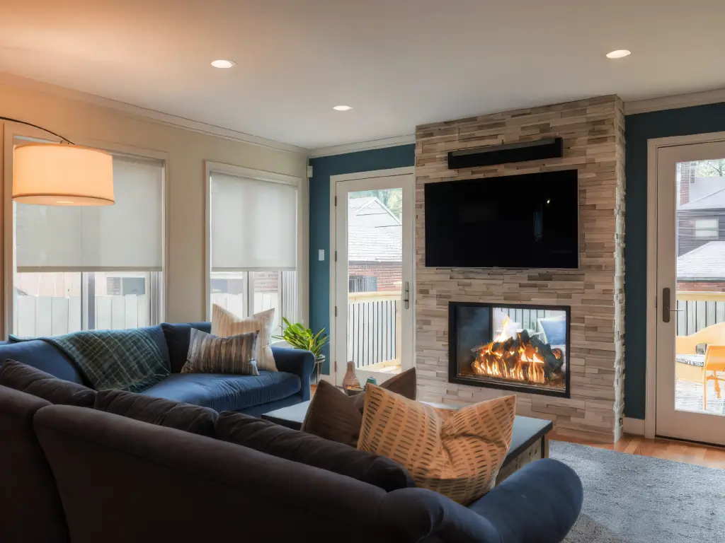Acucraft Custom-Gas-Indoor-Outdoor-Fireplace-10