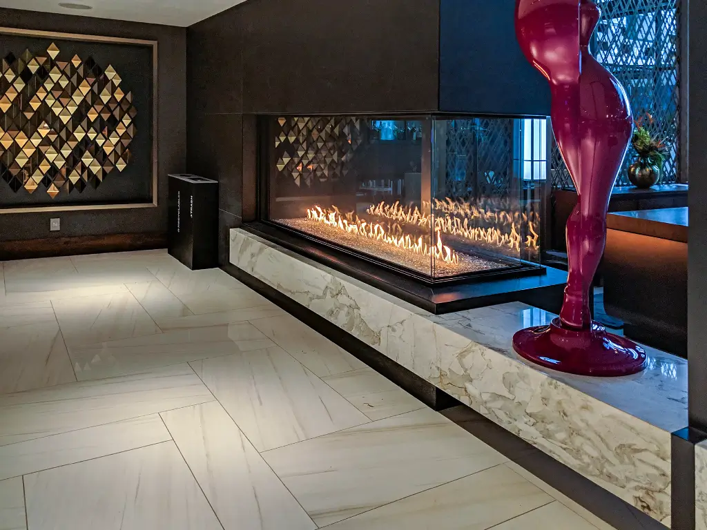designing-around-fire-using-fireplaces-as-architectural-room-dividers