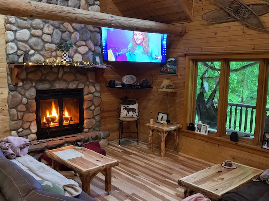 designing-wood-burning-fireplace-gathering-spaces-lodges-retreat-homes